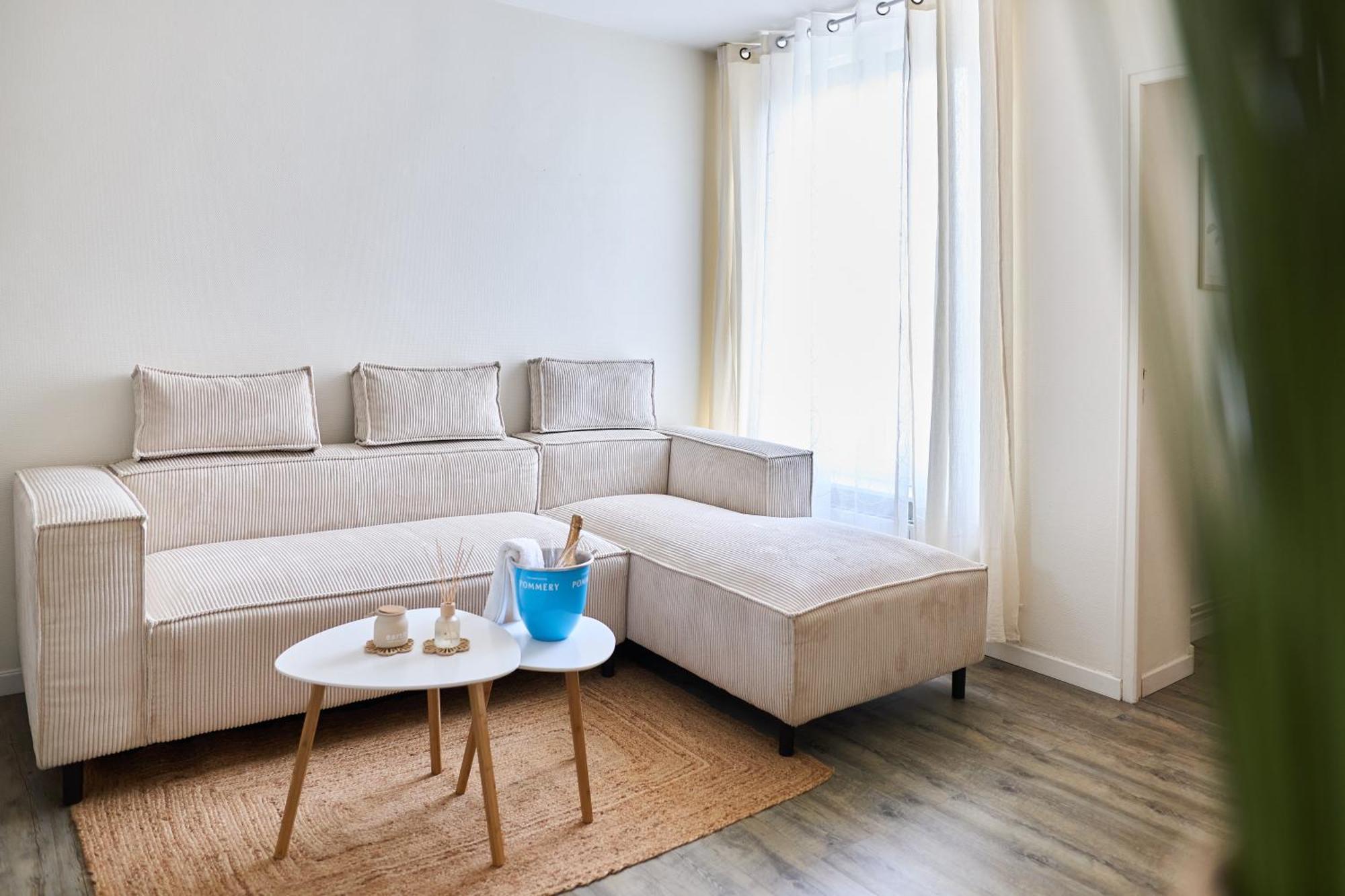 Le Petillant, Gare Centre-Ville, Netflix, Wifi Reims Buitenkant foto